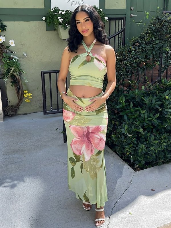 Momyknows Chic Green Floral Halter Neck Lace Up 2-in-1 Maternity Maxi Dress