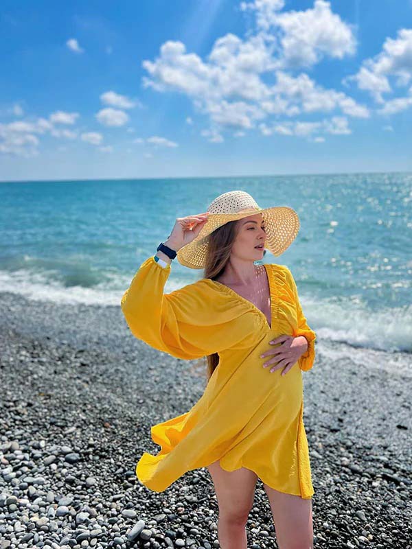1995 wedding dresses Momyknows Yellow V neck Puff Sleeve Daily Beach Maternity Photoshoot M