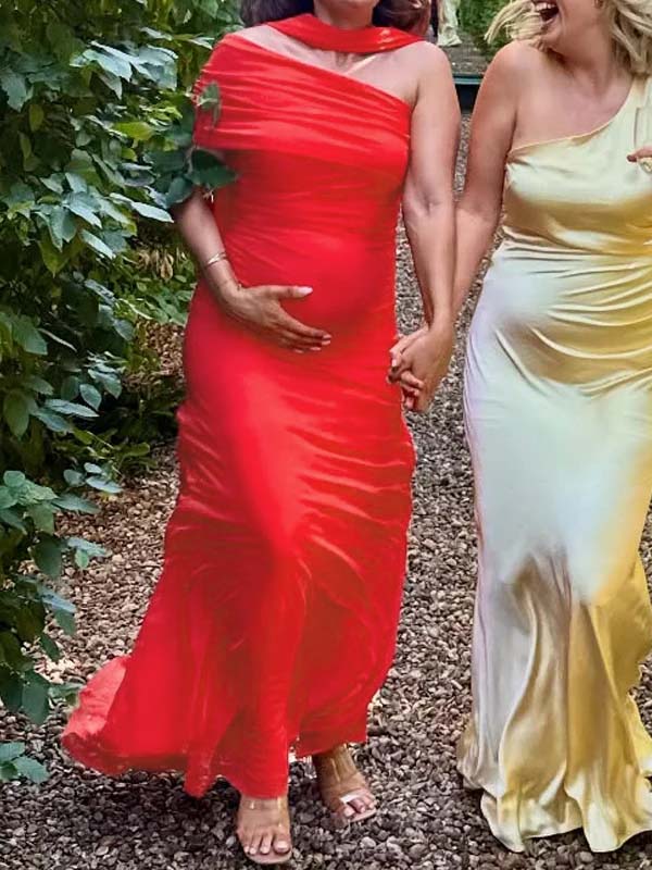 Momyknows Oblique Shoulder Ruched Maternity Photoshoot Maxi Dress