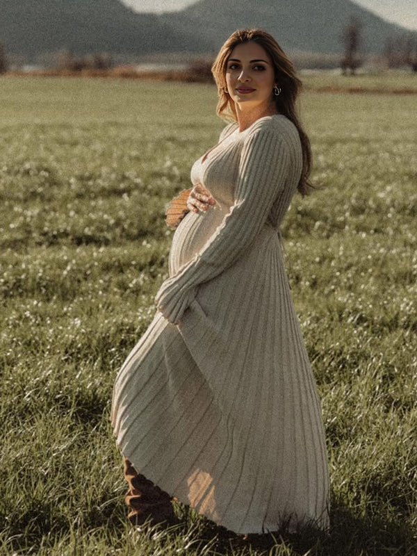 Knit Pleated Big Swing Maternity Photoshoot Sweater Maxi Dress Apricot / L Knit Pleated Big Swing Maternity Photoshoot Sweater Maxi Dress Apricot / L
