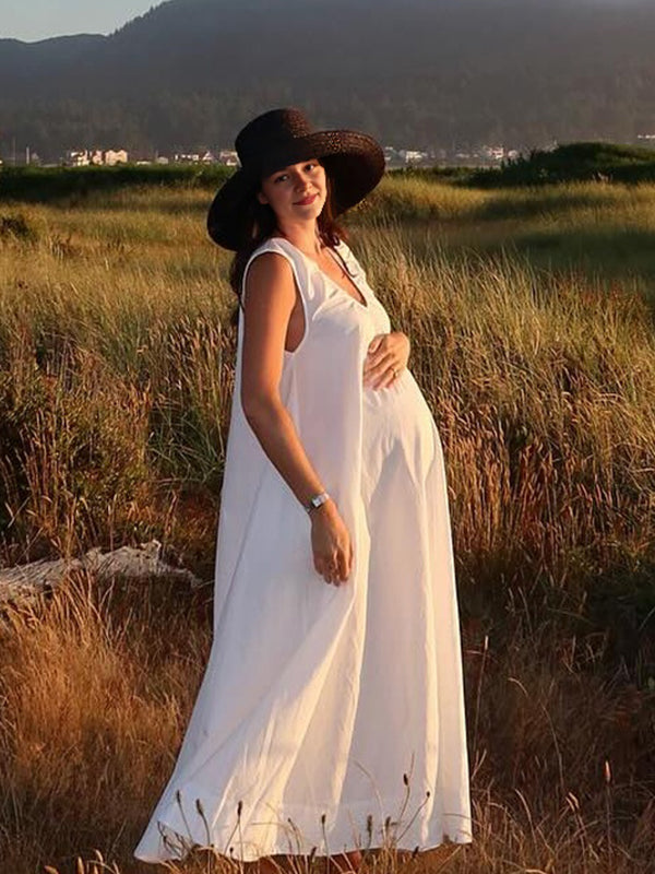 Momyknows White Ruched U Neck Maternity Photoshoot Maxi Dress