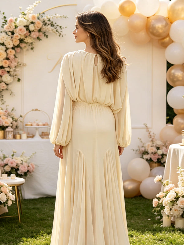 Yellow Maternity Maxi Dress with Ruched Detail and Elegant Spliced Design
