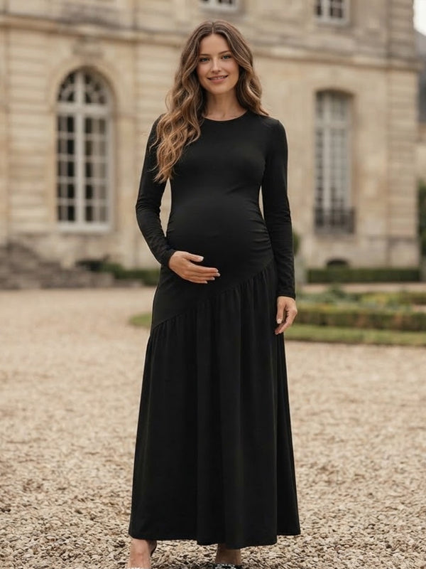 Black Elegant Maternity Maxi Dress with Round Neck and Spliced Design and Flattering Fit, Photoshoot Occasion