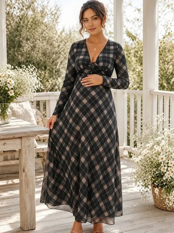 Momyknows Black High Waisted Lace Up Deep V Splicing Photoshoot Maternity Maxi Dress - Black - 2
