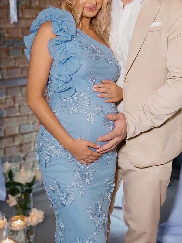 embroidered maternity dress Plus Maternity Floral Sequin Embroidered Bodice Formal Party Dress