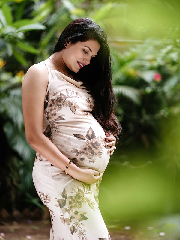 Momyknows Ivory-White Spaghetti Strap Print Maternity Photoshoot Mini Dress