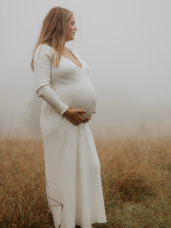 Momyknows Knit V-neck Long Sleeve Bodycon Basic Maternity Maxi Dress