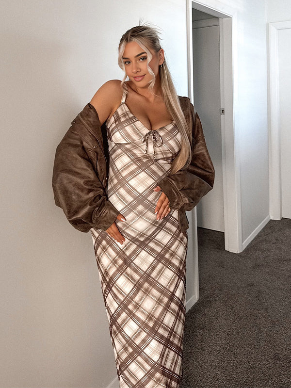 Momyknows Plaid Tie Cami V-neck Backless Fashion Maternity Maxi Dress
