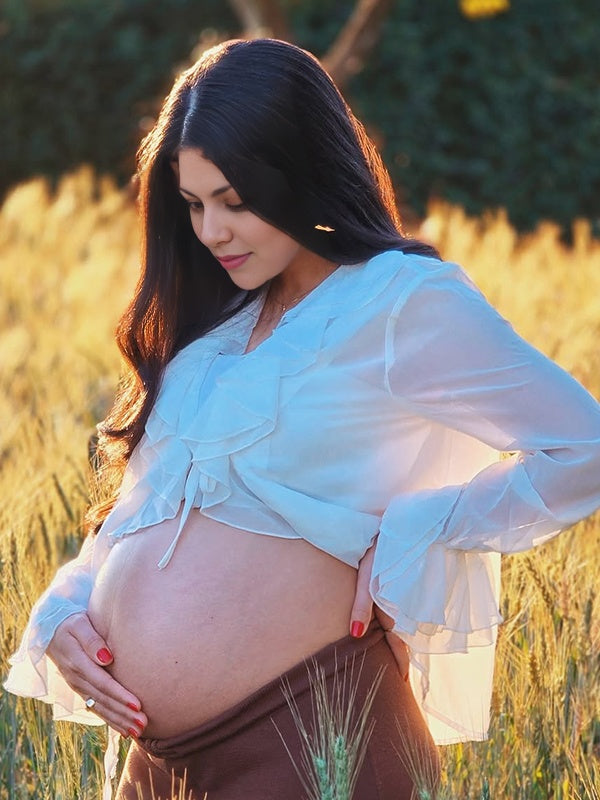 Momyknows White Spliced Lace-up Ruffle Photoshoot Maternity Top