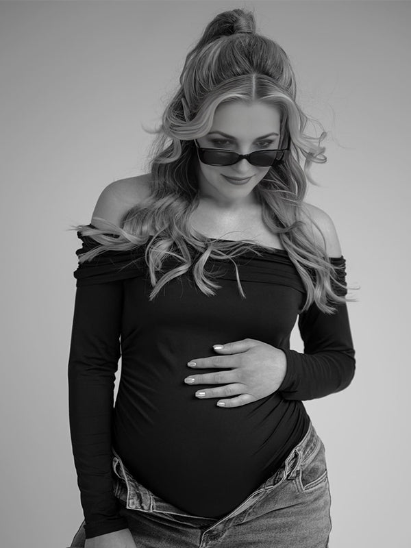 Momyknows Black Off Shoulder Backless Photoshoot Maternity Top