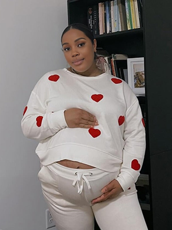 Momyknows White Heart Oversized Streetwear Maternity Pullover Sweater