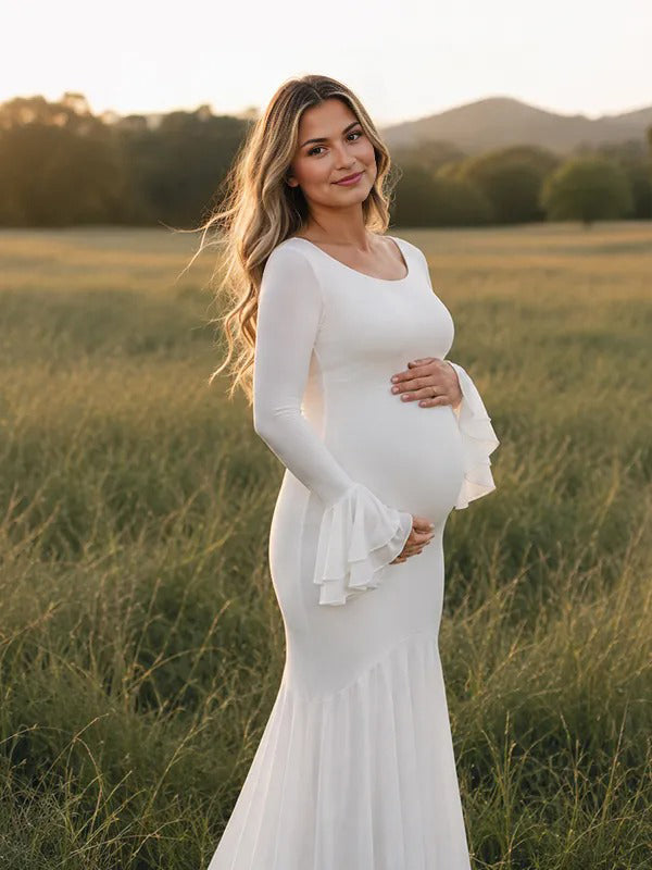 White Falbala Maternity Maxi Dress with Elegant Detail and Irregular Bodycon Fit, Outdoor Photoshoot