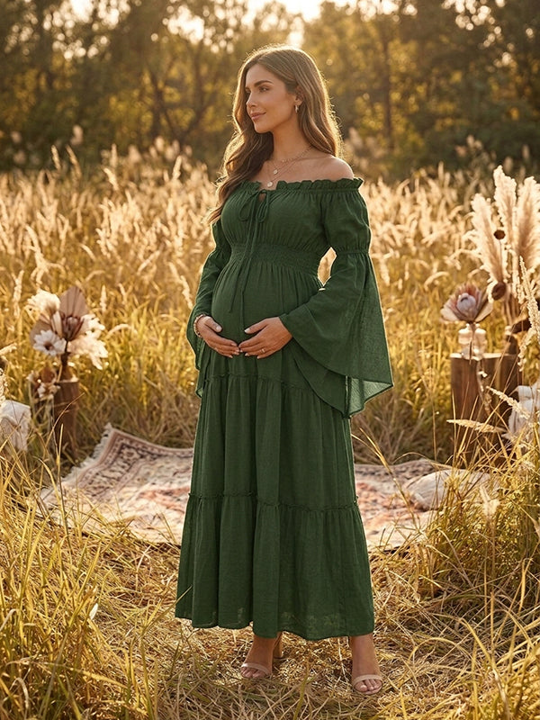 Green Photoshoot Maternity Maxi Dress with Irregular Flare Sleeves Polyester