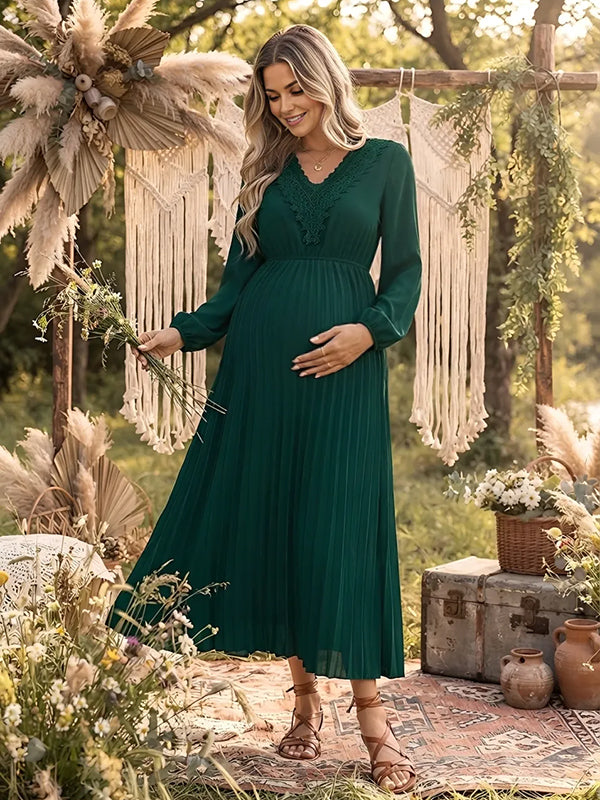 Green Photoshoot Maternity Maxi Dress with pleats and lace accents and bodycon silhouette, for celebration