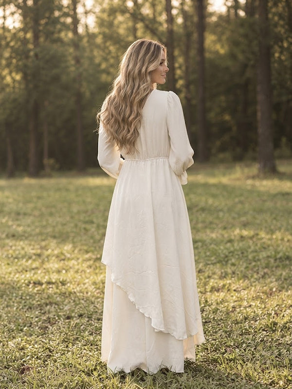 Beige Photoshoot Maternity Maxi Dress with falbala ruffles