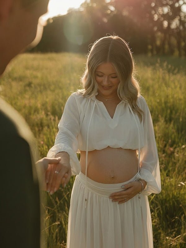 Momyknows White Chic Flowy 2-in-1 Maternity Photoshoot Maxi Dress - White - 2