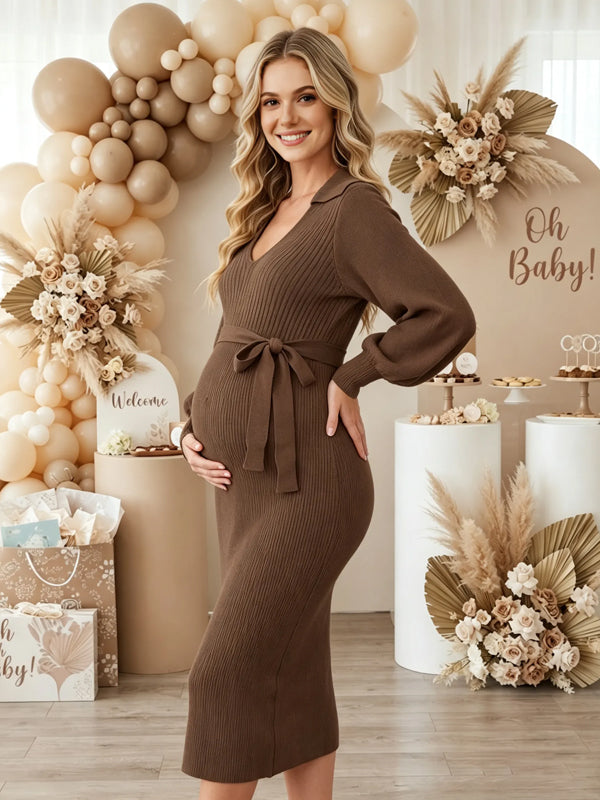 Brown V-Neck Maternity Dress with Knit Design and Form-Fitting Fit